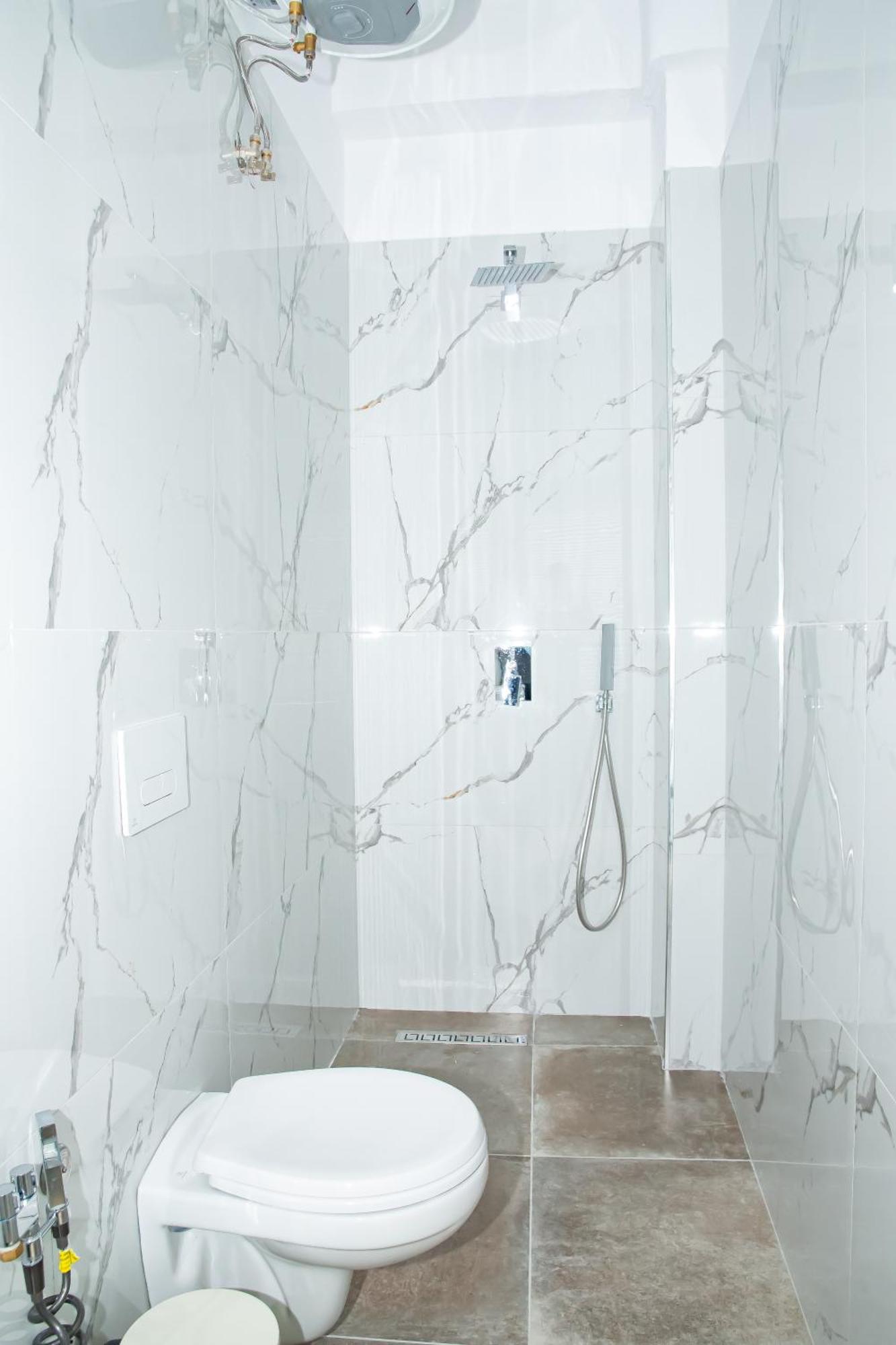 Alv Rent Rooms Vlore Luaran gambar