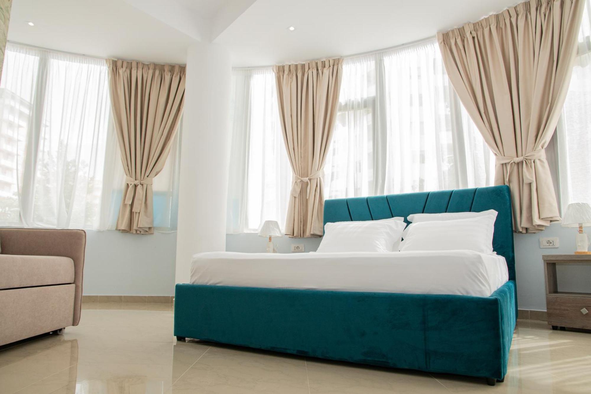 Alv Rent Rooms Vlore Luaran gambar