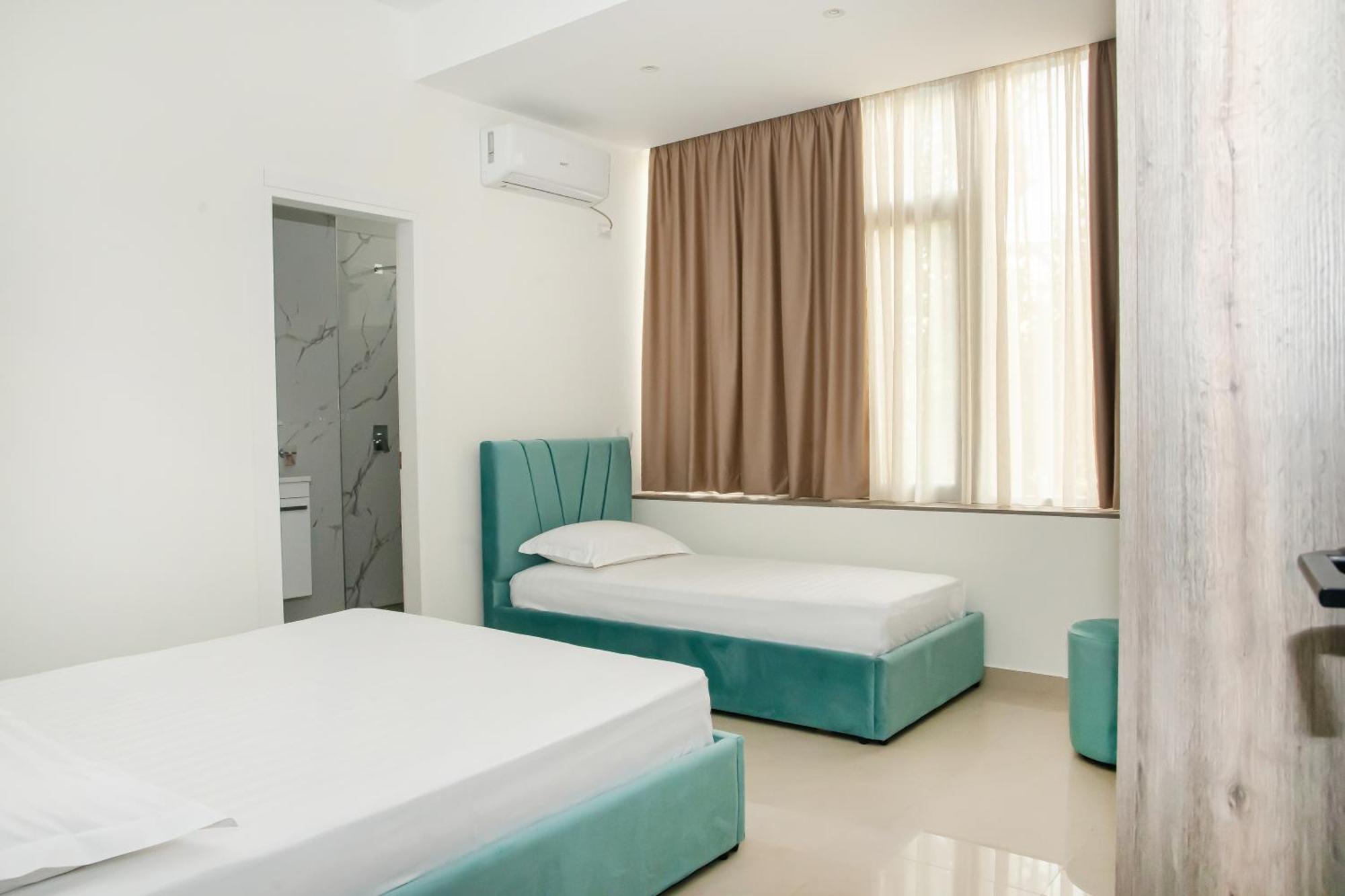 Alv Rent Rooms Vlore Luaran gambar