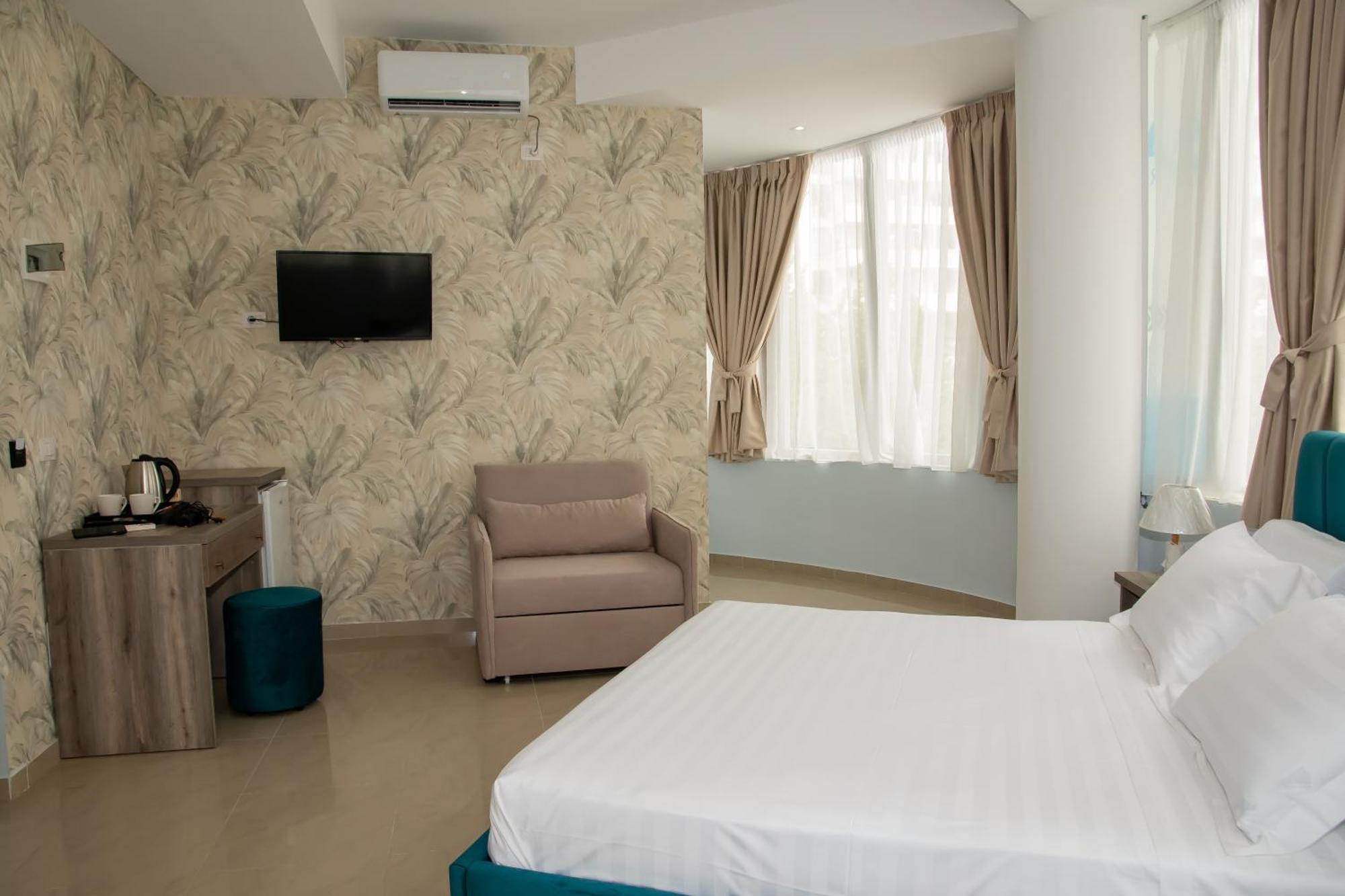 Alv Rent Rooms Vlore Luaran gambar